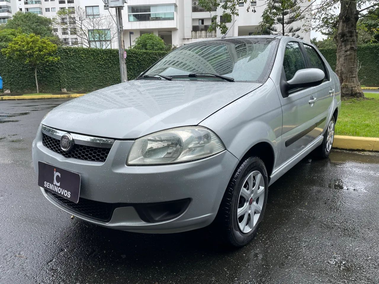 Fiat Siena Siena EL 1.0 mpi Fire Flex 8V 4p 2013