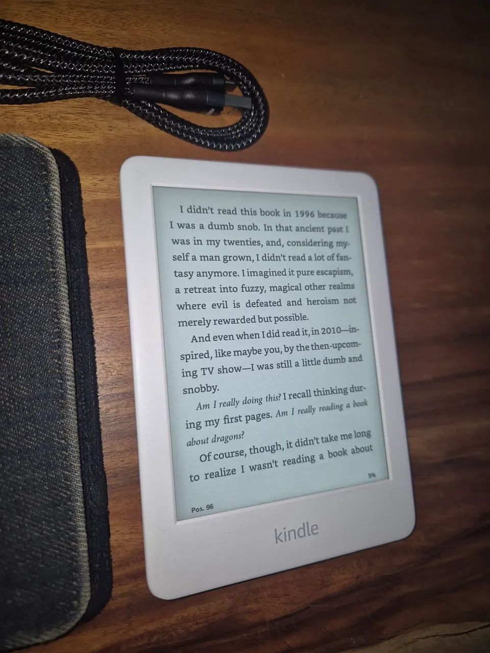 Kindle 10 Geração Ótimo estado. Funciona perfeitamente - Foto 2