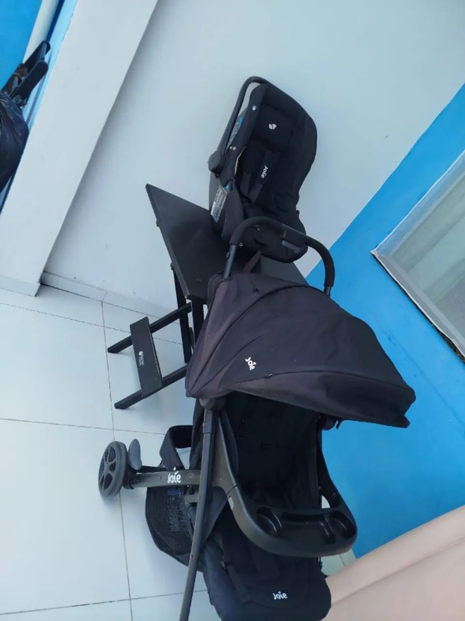 Carrinho de bebe com bebe conforto joie - Foto 4