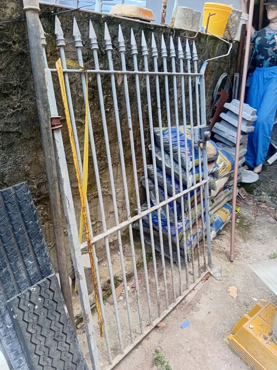 Portao de ferro/grades
