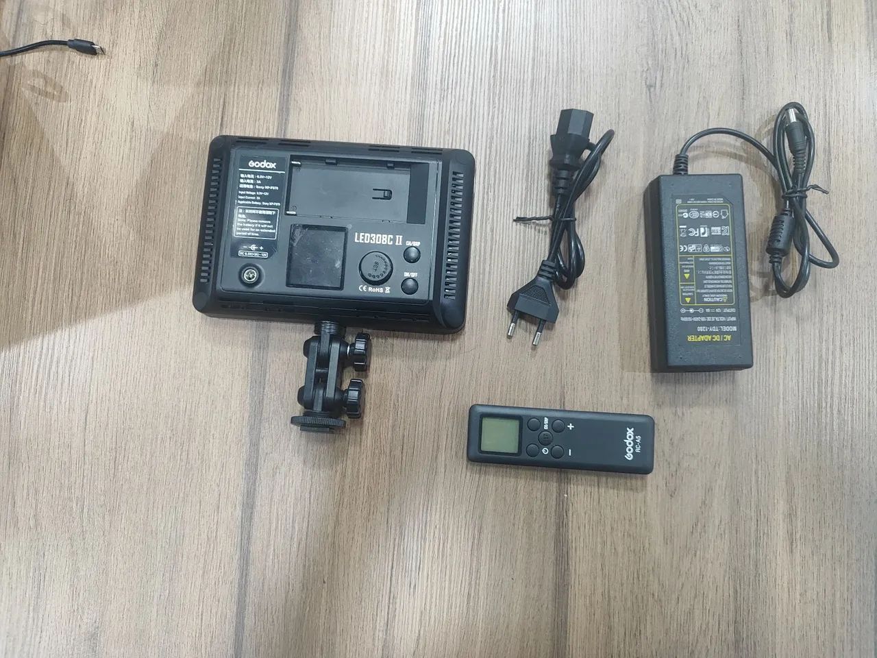 Iluminador Godox led308c