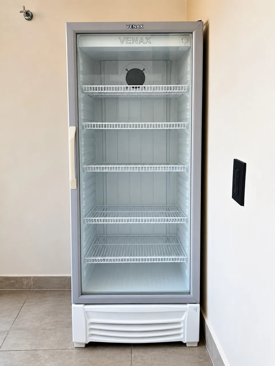 Expositor geladeira - Geladeiras e Freezers - Vila Costa e Silva
