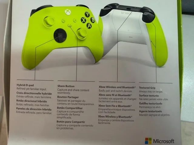 Controle Microsoft Series S/X e One Verde Electric Volt - Xbox - Foto 4