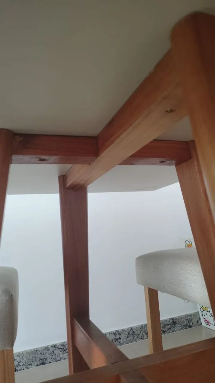 Mesa de sala com 4 cadeiras - Foto 3
