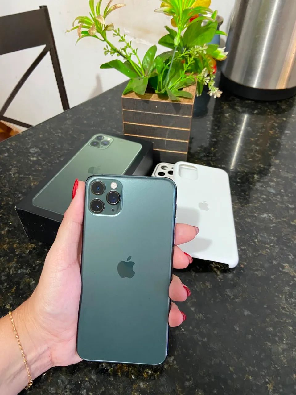 Vendo iPhone 11pro Max 64GB 