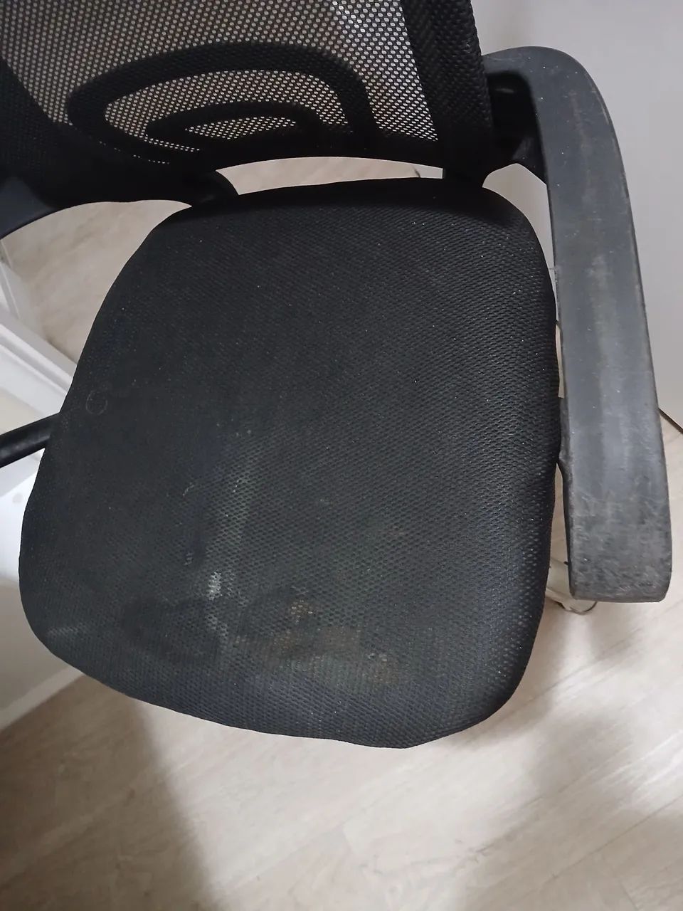 Vendo Cadeira de escritório  - Foto 2