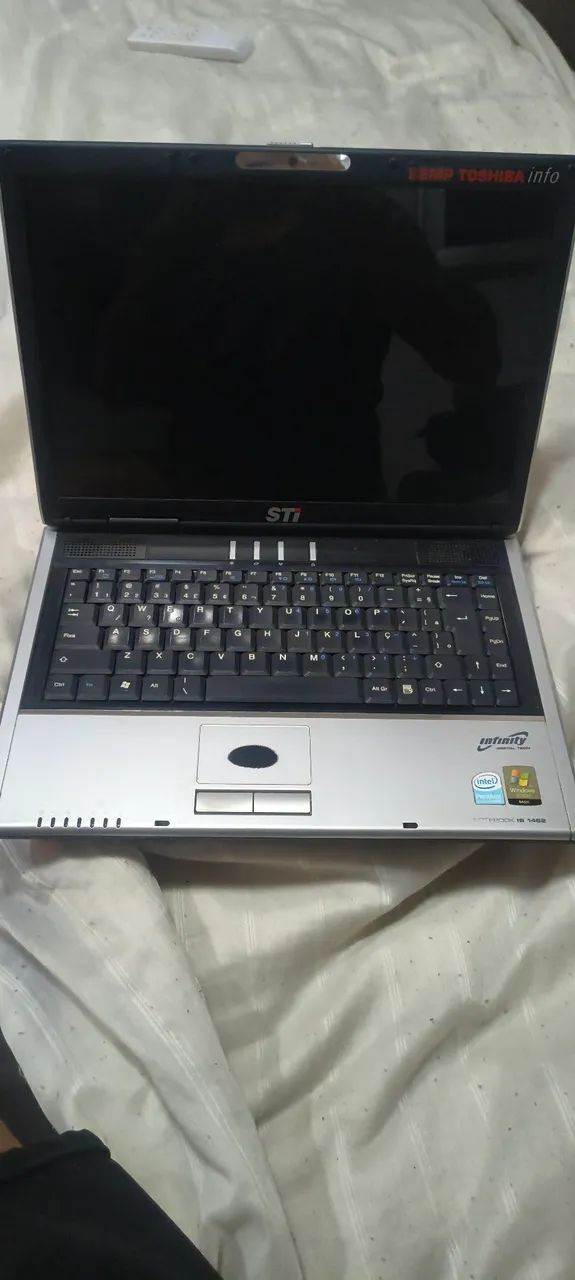 Notebook leia descrição 