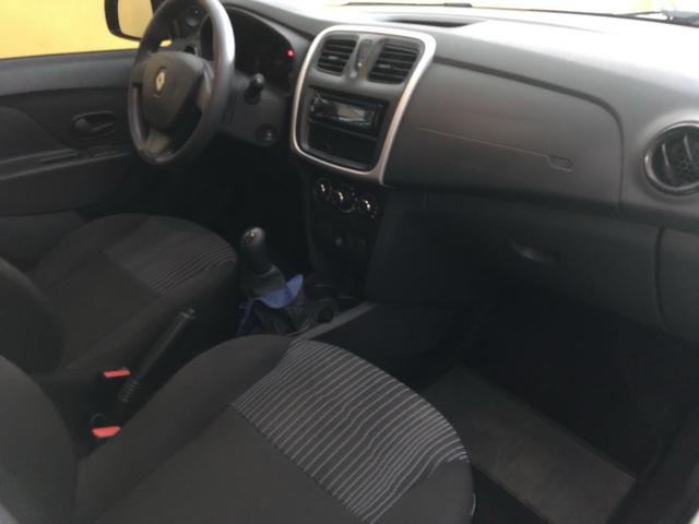 Vendo Sandero Autentique 2018 - Foto 6
