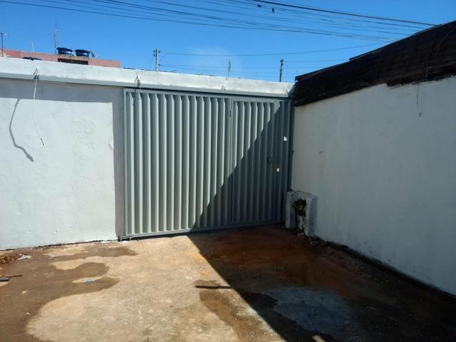 QC 01 | Casa 2 Quartos | Quintal e 1 Vaga | Excelente Localização | Oportunidade - Foto 3