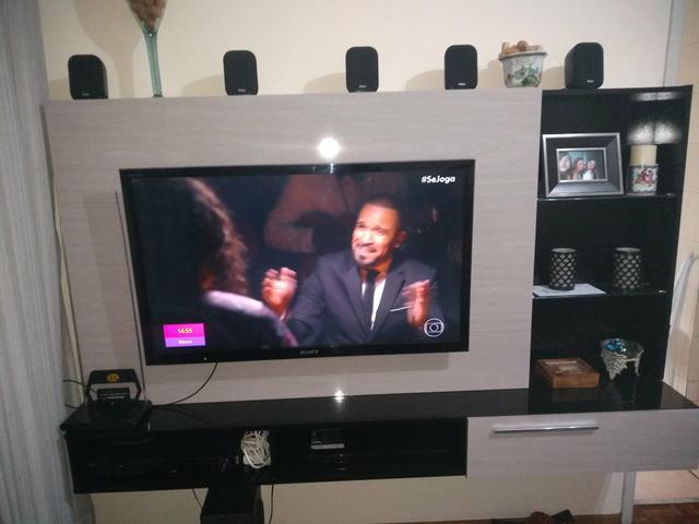 Painel de TV 1.80(largura) x 1.10(altura)