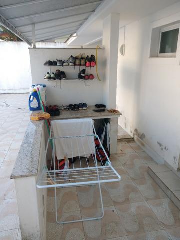 Excelente casa de dois pisos com 3 quartos sendo um suíte - Pedra Branca -Palhoça - Foto 7