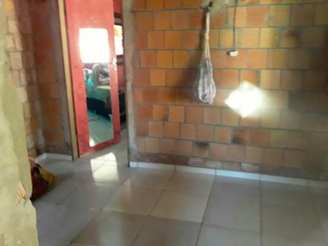 Vende-de ou troca-se uma casa - Foto 6