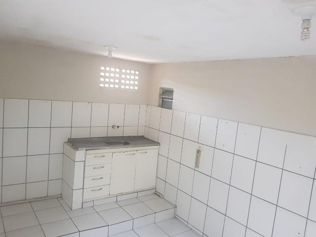 Vende- se uma Casa no Recanto Fialho, aceito carro no negócio - Foto 10