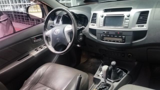 Toyota Hilux SRV D4-D 4x4 3.0 TDi Diesel Automática - Foto 10