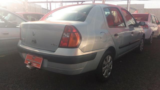 Clio Sedan(1.0)(completo(Financie*até 100%do veiculo(Parcelas a partir de R$449,90) 04/05 - Foto 3