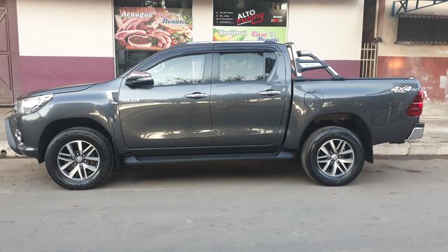 Hilux 2017 - Foto 2