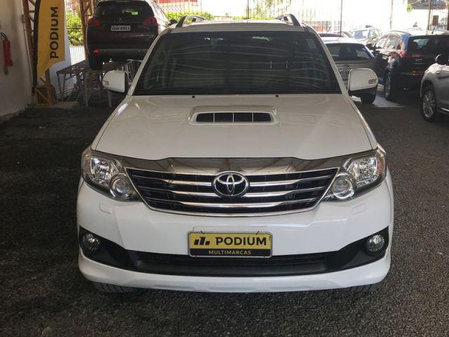Hilux SW4 SRV D4-D 4x4 3.0 TDI Dies. Aut - Foto 2