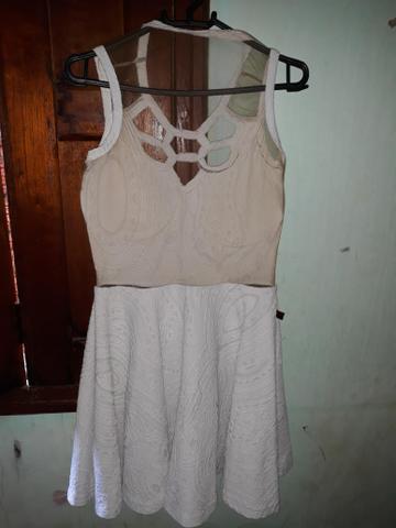 Vendo vestido tamanho: M