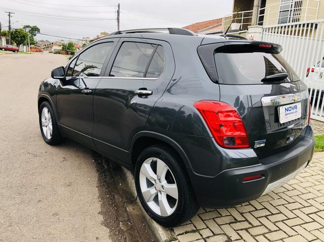 Chevrolet Tracker LTZ com teto solar - Foto 4