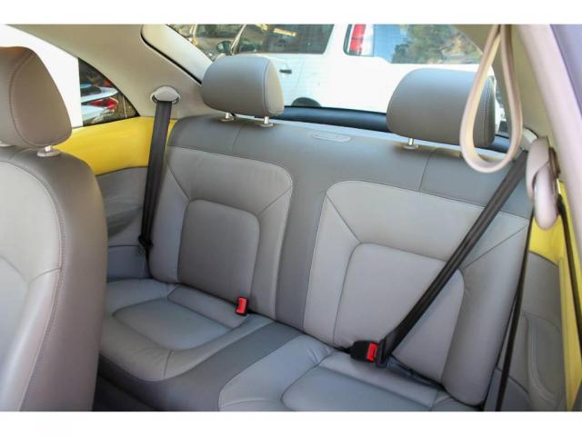 Volkswagen New Beetle BEETLE 2.0 AT - Foto 12