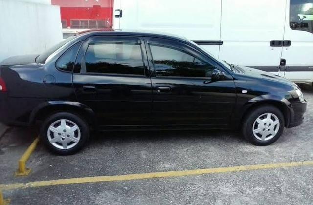 CLassic 1.0 2011 com Gnv