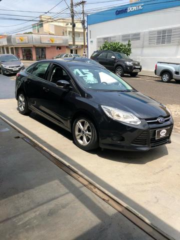 Vendo Focus Sedan S 2.0 automático abaixo da fipe. Financia 100%/ aceito imóvel e caminhão - Foto 5