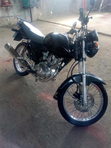 Titan 150