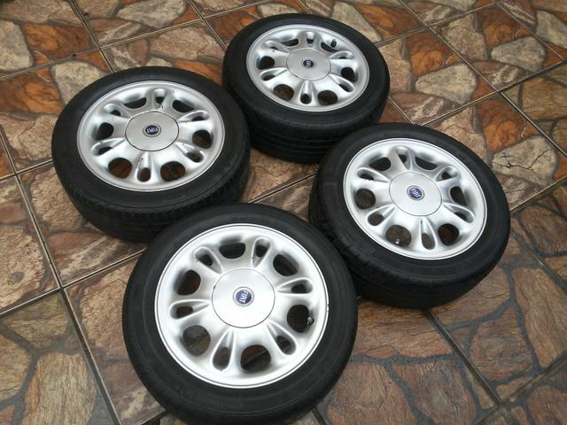 Rodas 15" Lindas Originais De Marea Com Pneus. Barbada. Aceito Trocas e Cartão - Foto 6