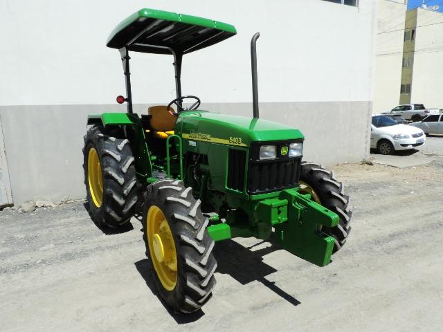 Trator agrícola John Deere, modelo