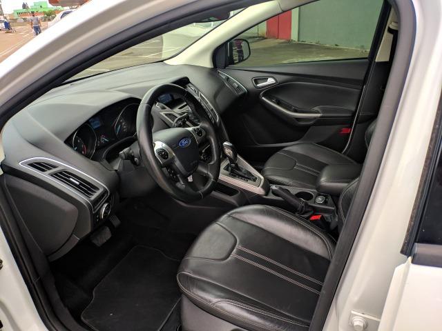 Ford Focus Sedan SE 2.0 16V Automático 2015 - 71.000 km - Foto 9