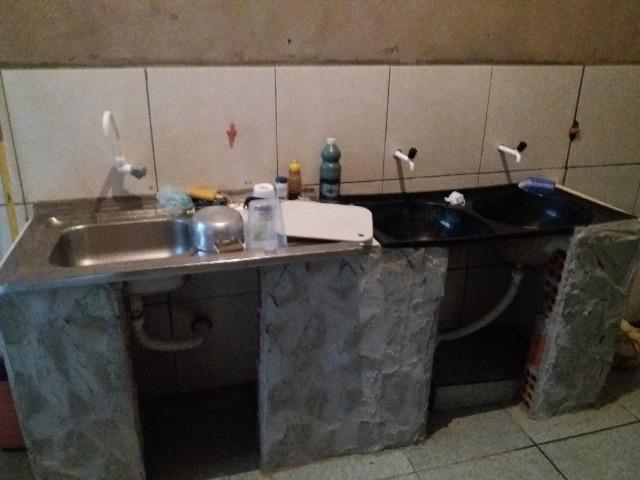 Alugo está casa no Mocinha perto da creche - Foto 7