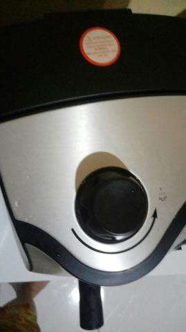 Cafeteira Expresso Mondial C-08 - Foto 2