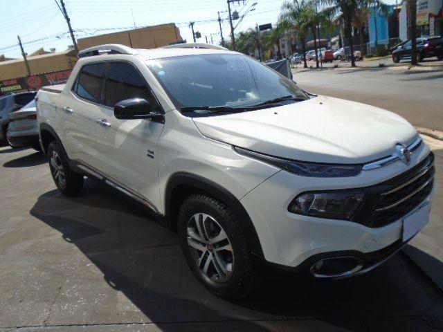 Fiat Toro VOLCANO 4P