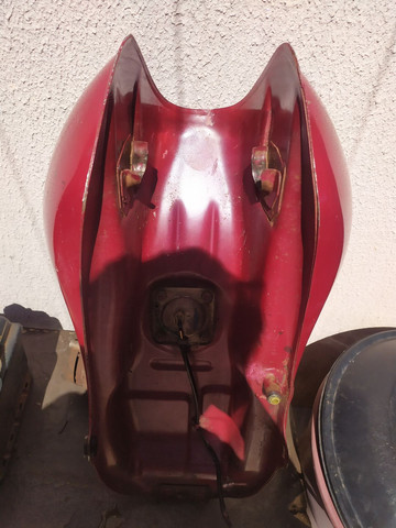 Tanque da CGTITAN 2003 VERMELHO PINTURA ORIGINAL SEM AMASSADO - Foto 2