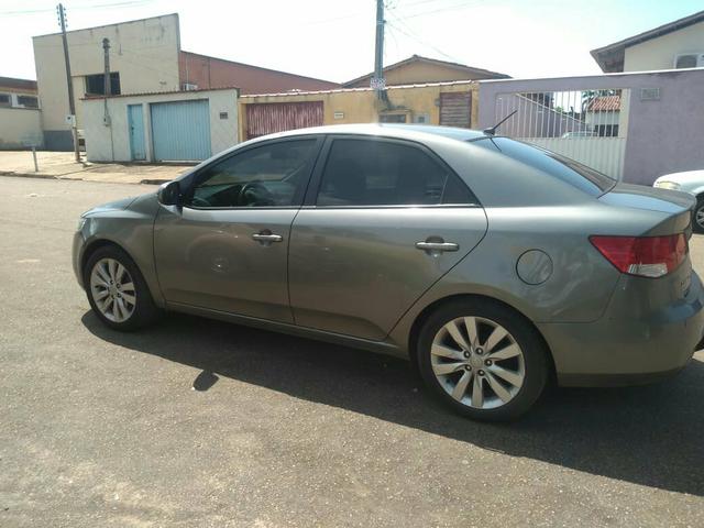 Cerato 1.6 2011 - Foto 3