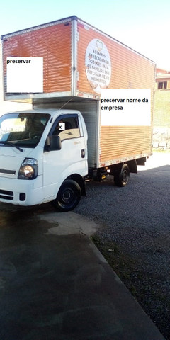 Kia bongo com enorme baú k-2500 2.5 diesel Ano 2015