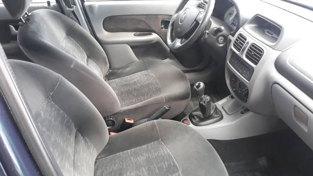 Clio hiflex 1.6 abaixo da tabela - Foto 5