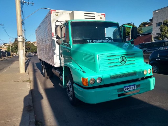 VENDO CAMINHÃO MERCEDES 1997