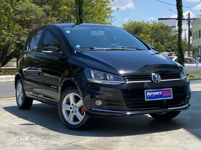 VW FOX COMFORTLINE 1.0 2016/2017 MANUAL