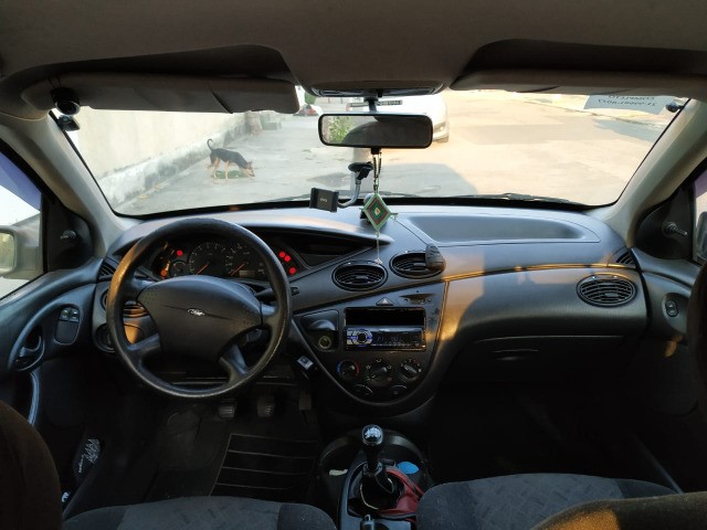 FORD FOCUS 2003