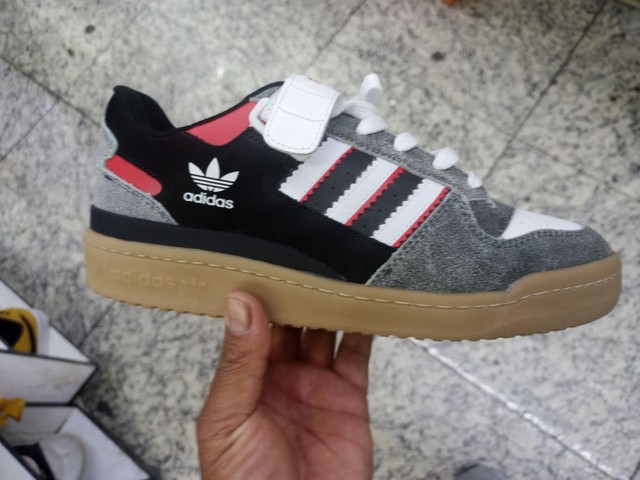 Tenis adidas - Foto 2