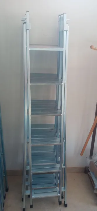 ESCADAS ESTENSIVA GALVANIZADA NOVAS 6 DEGRAUS