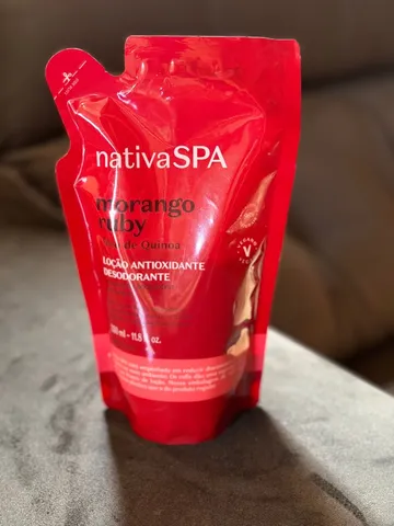 Refil loção hidratante corporal nativa spa morango ruby