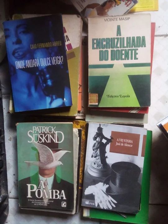 Um Rosto no computador ,Garra de Campeão 10.00 Cada - Foto 3