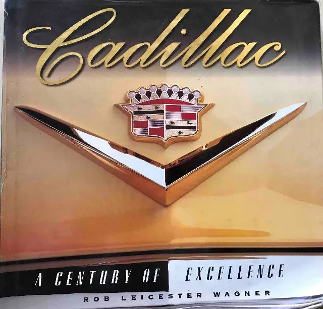 Livro Capa Dura comemorativo do centenário da Cadillac