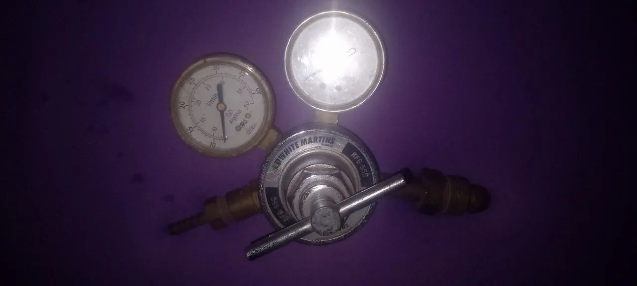 Registro/regulador de pressão para cilindro - Foto 3
