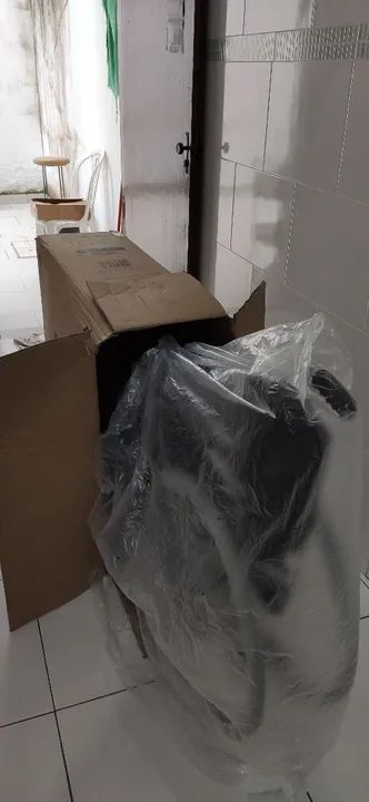 Cadeira de rodas nova na caixa - Foto 2