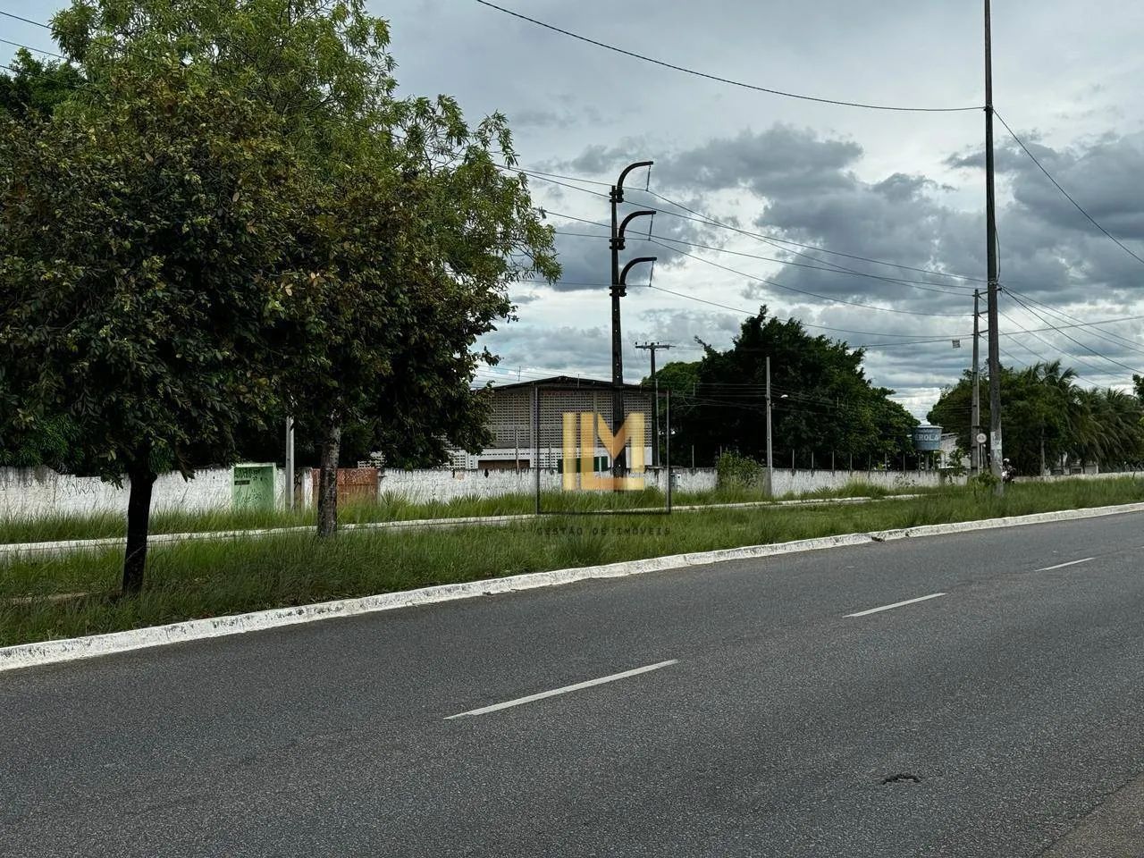 GALPÃO NO POLO INDUSTRIAL DE MANGABEIRA