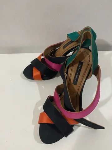 Sandália Zara - Tam. 35 - Foto 3