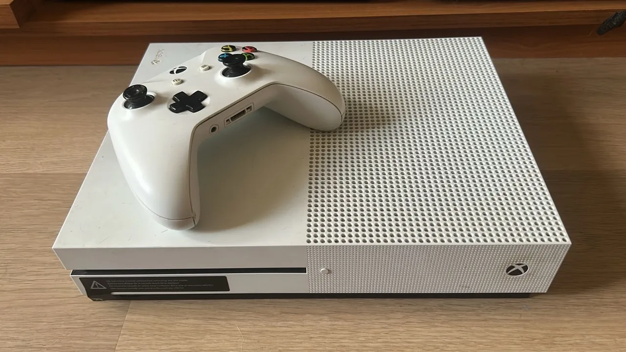 XBOX ONE S
